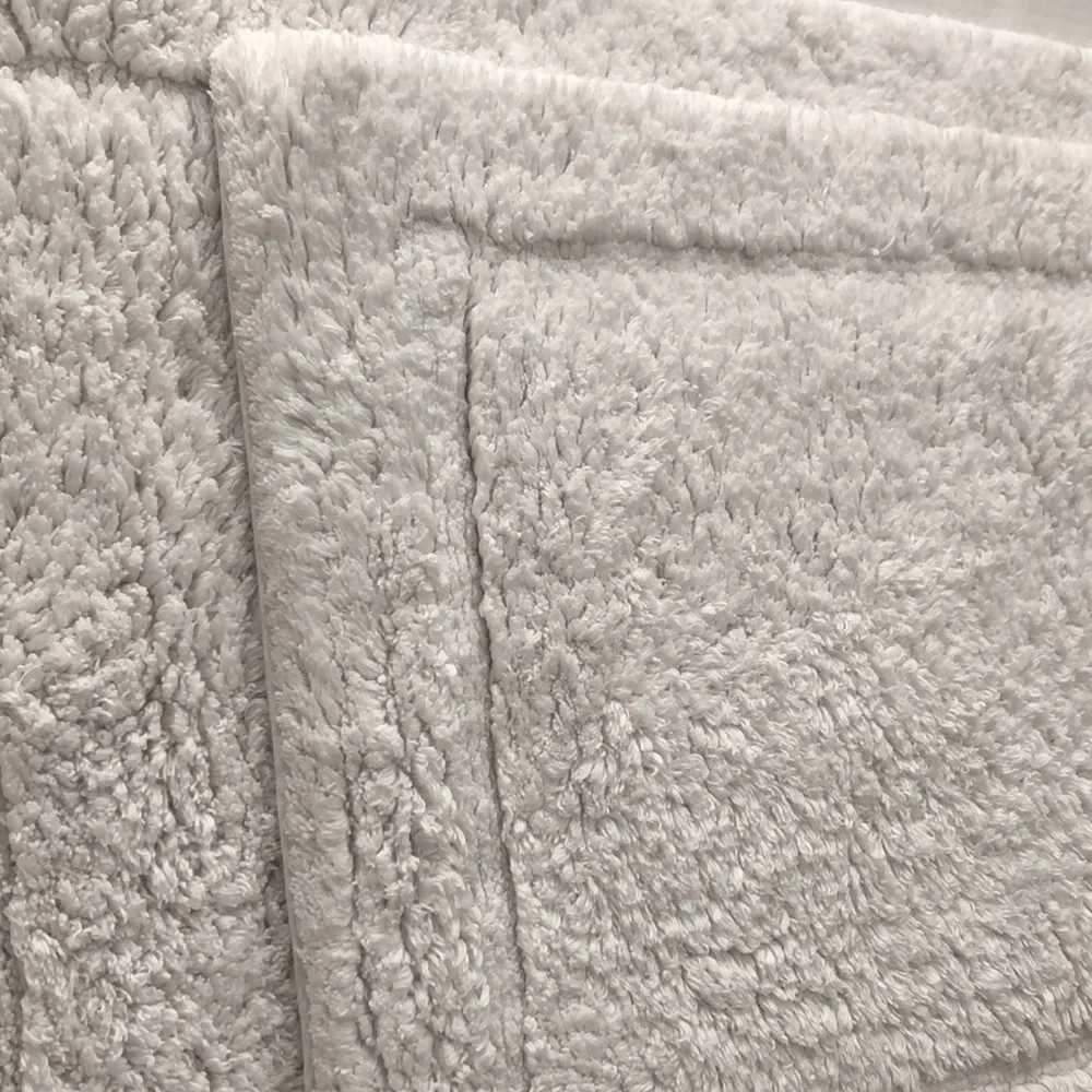 SET OF 2 BATH RUGS / EMMERSON COLLECTION
